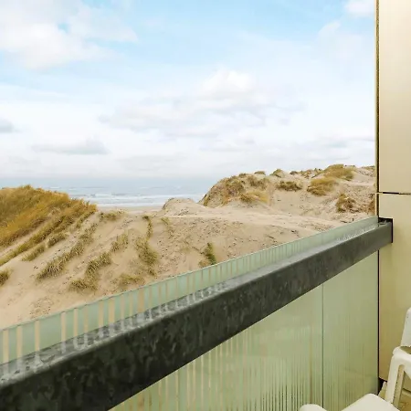 Lägenhet With Sea View For 4 Persons *